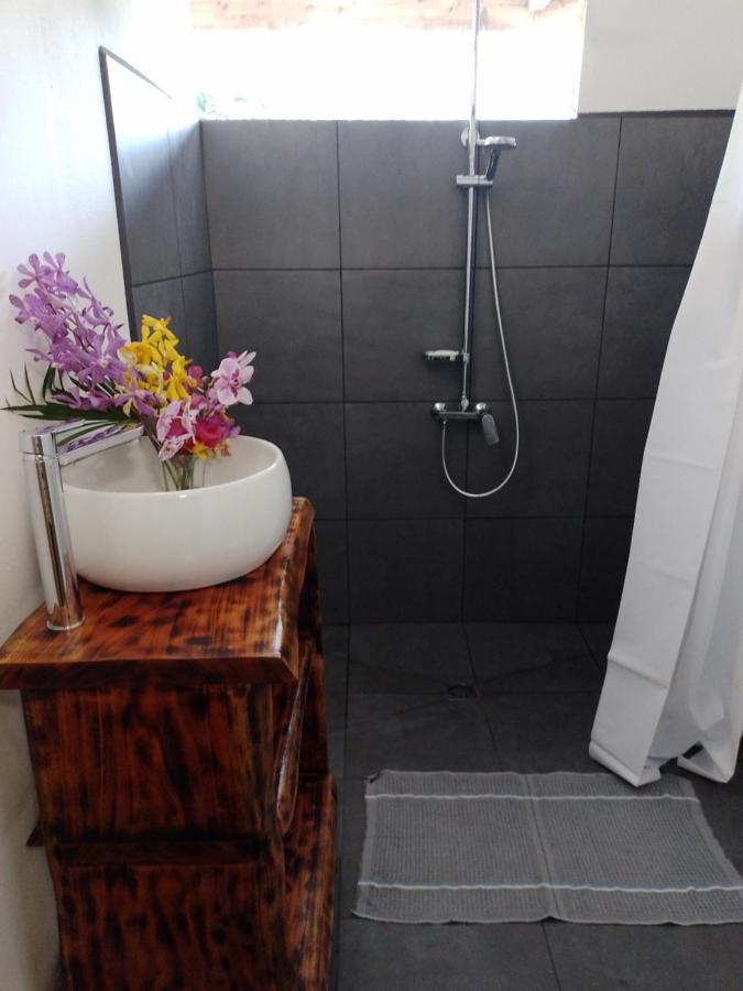 Temaeva Lodge Nuku Hiva Bagian luar foto